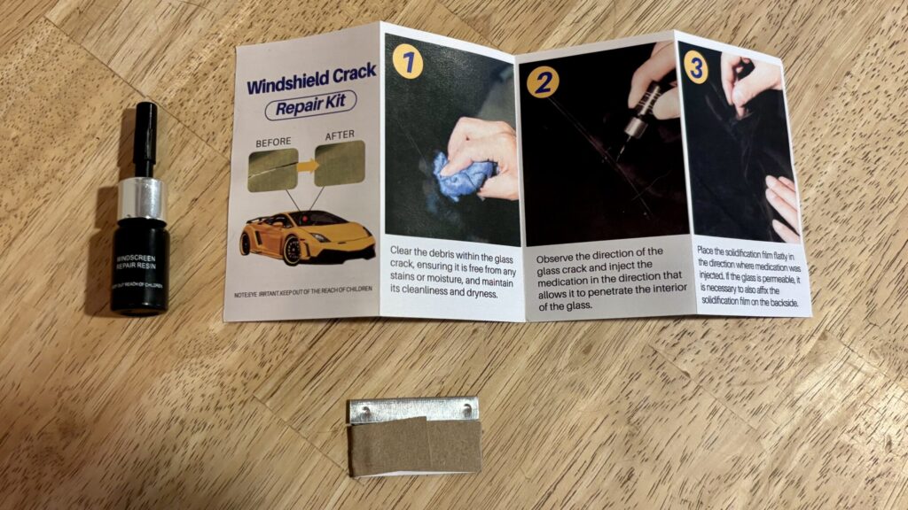 『Windshield Crack Repair Kit』の内容物