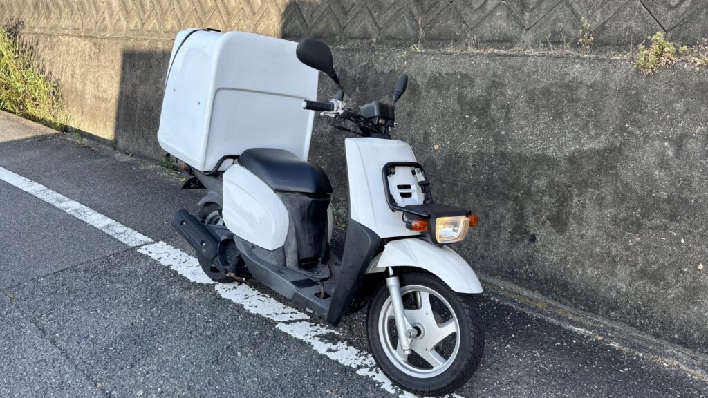 バッテリーの交換が終わったヤマハ ギア UA06